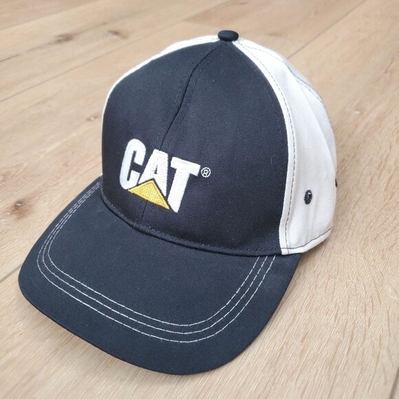 CAT Caterpillar Raised Logo Adjustable Strap Back Curve Bill Style Black Tan Hat - Picture 1 of 11